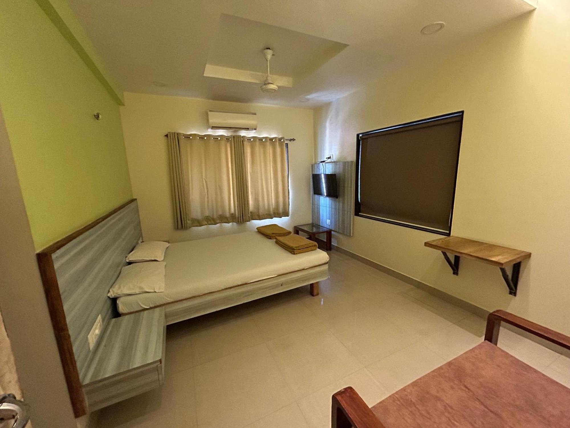 Hotel Aaba'S Gomantak Sawantwadi Kültér fotó
