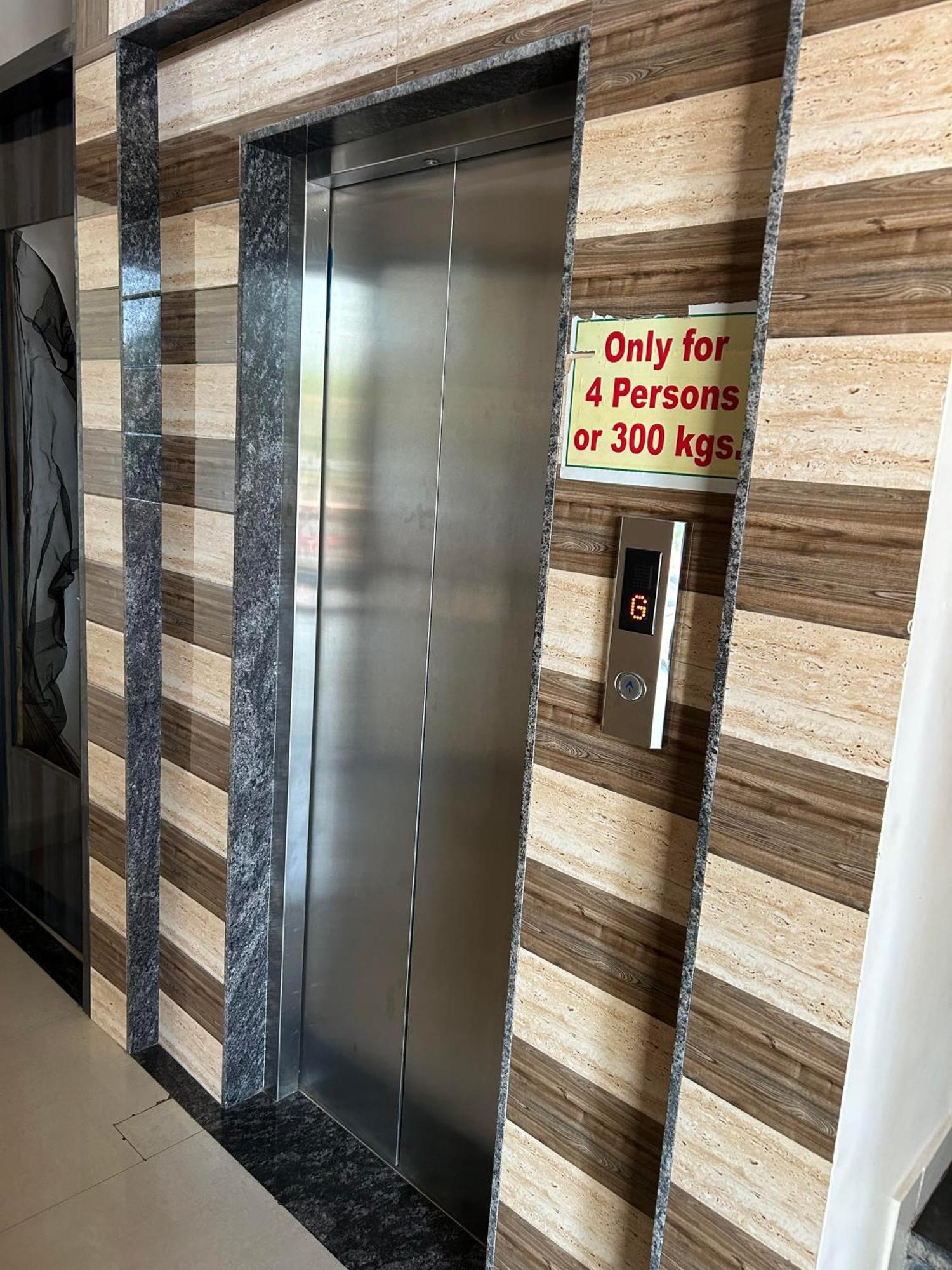 Hotel Aaba'S Gomantak Sawantwadi Kültér fotó